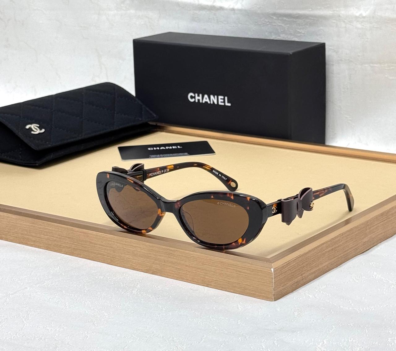 Chanel sunglass
