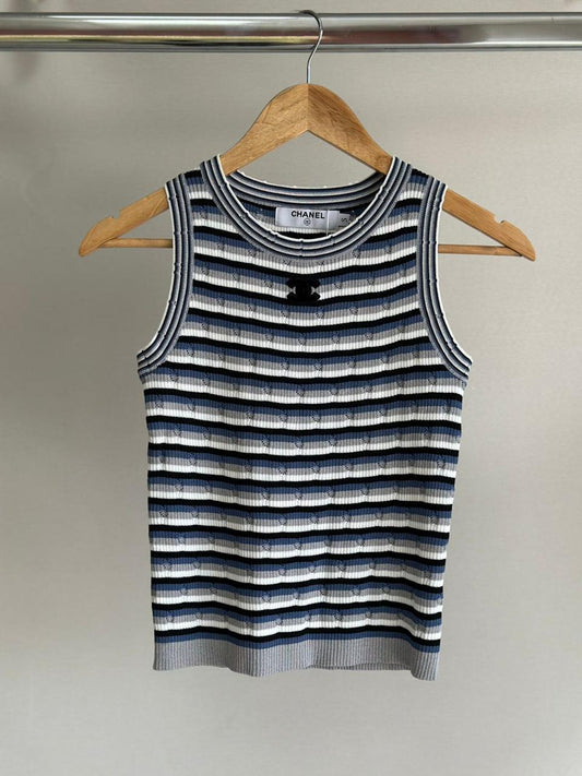 Chanel top
