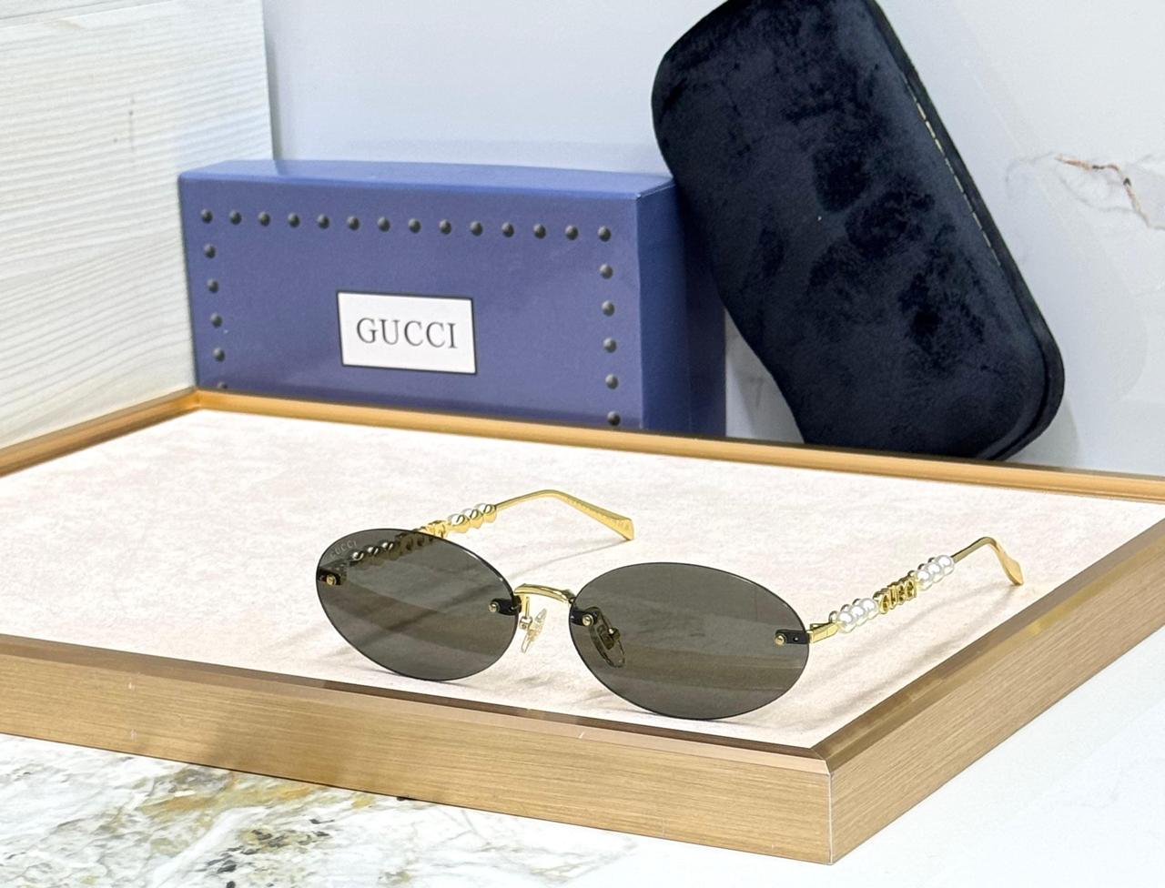 Guuci sunglasses