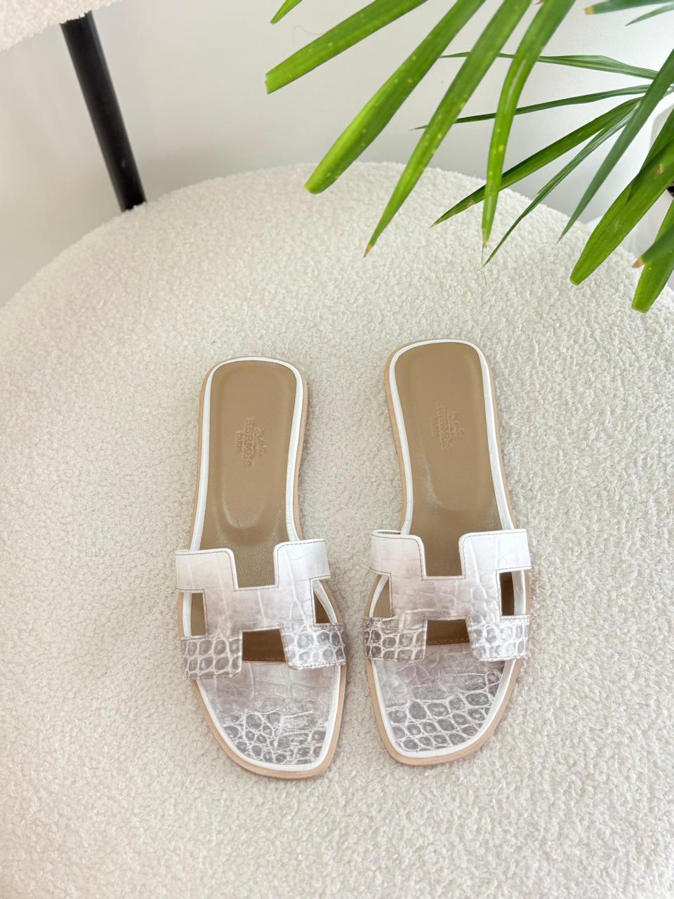 Hermes slippers - crocodile