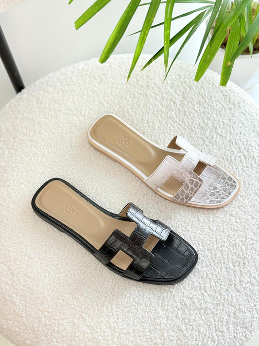 Hermes slippers - crocodile