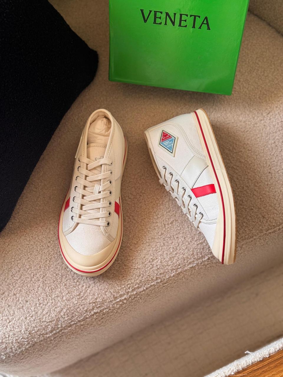 Bottega sneakers