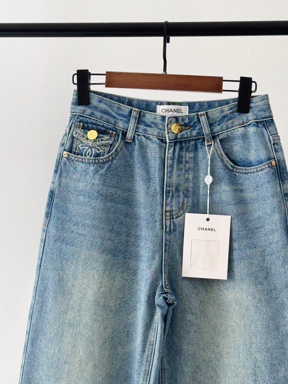 Chanel pants