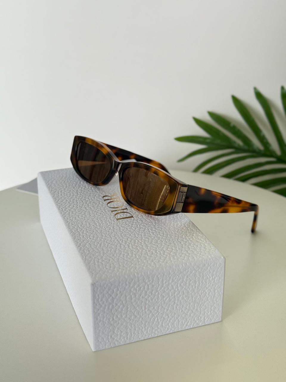 Dior sunglass