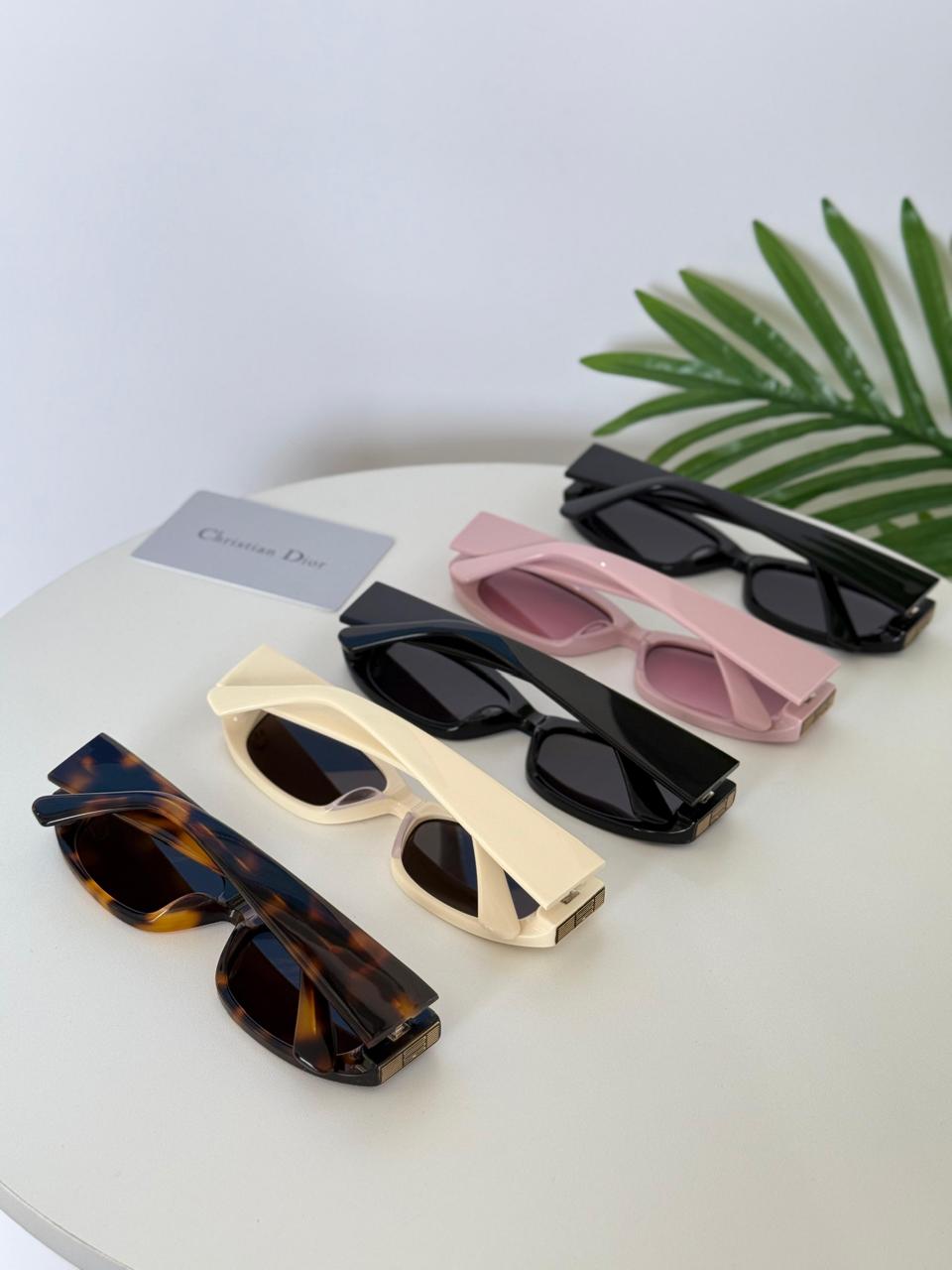 Dior sunglass