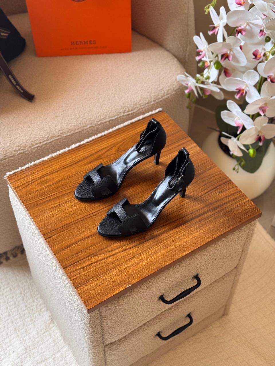 Hermes sandals heels (medium  heels)