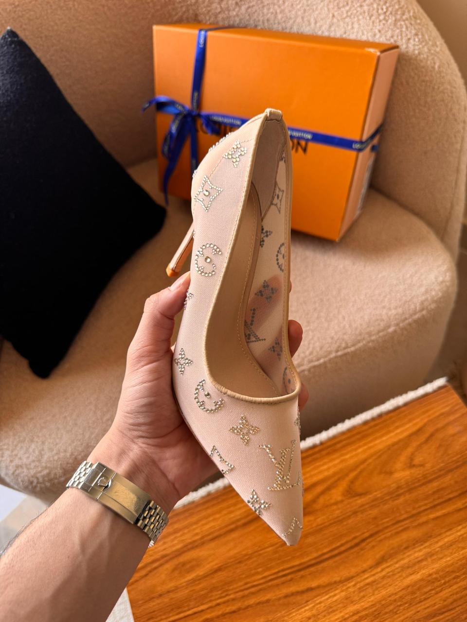 Lv heels