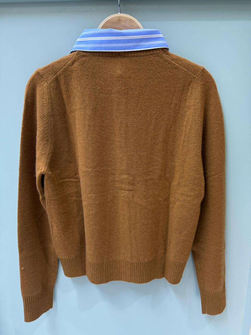 Miu miu sweater (100% cashmere )