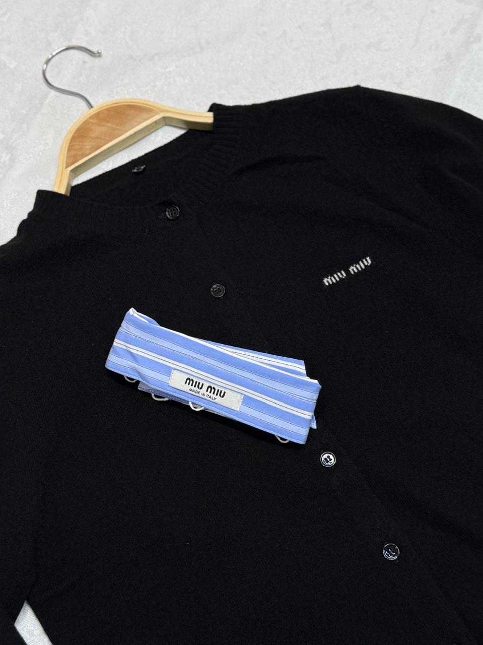 Miu miu sweater (100% cashmere )