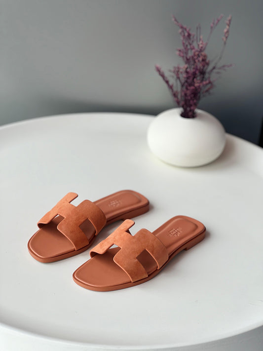 Hermes slippers suede