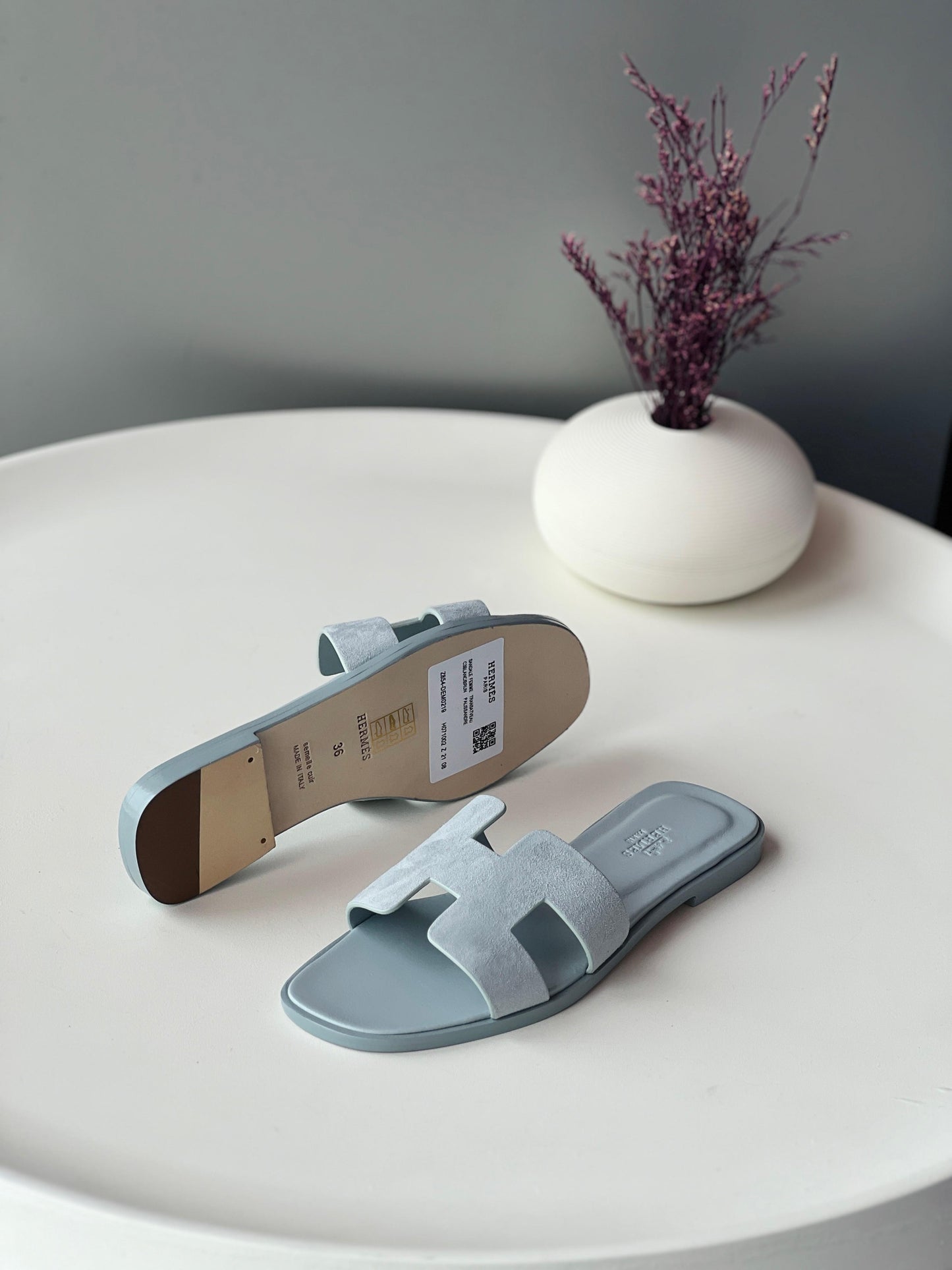 Hermes slippers suede