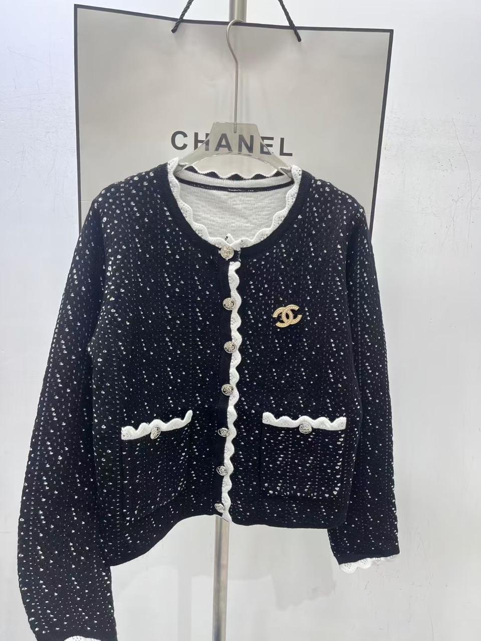 Chanel cardigan 450 x67