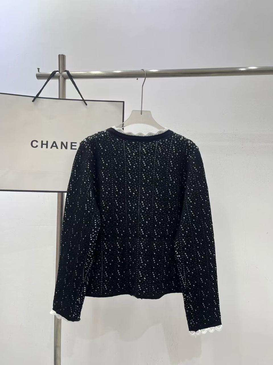 Chanel cardigan 450 x67
