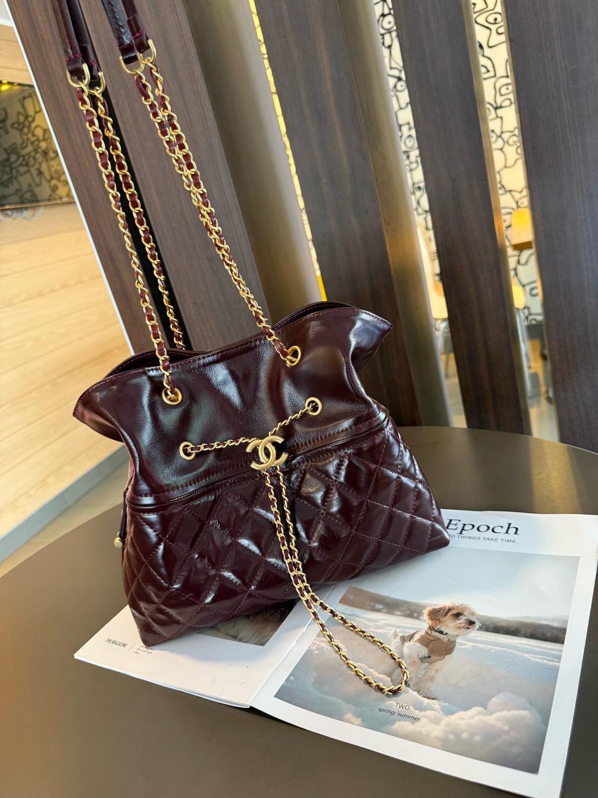 Chanel bag tote