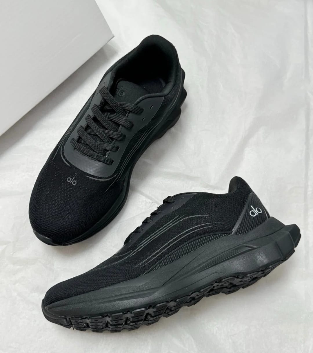 Alo sneakers