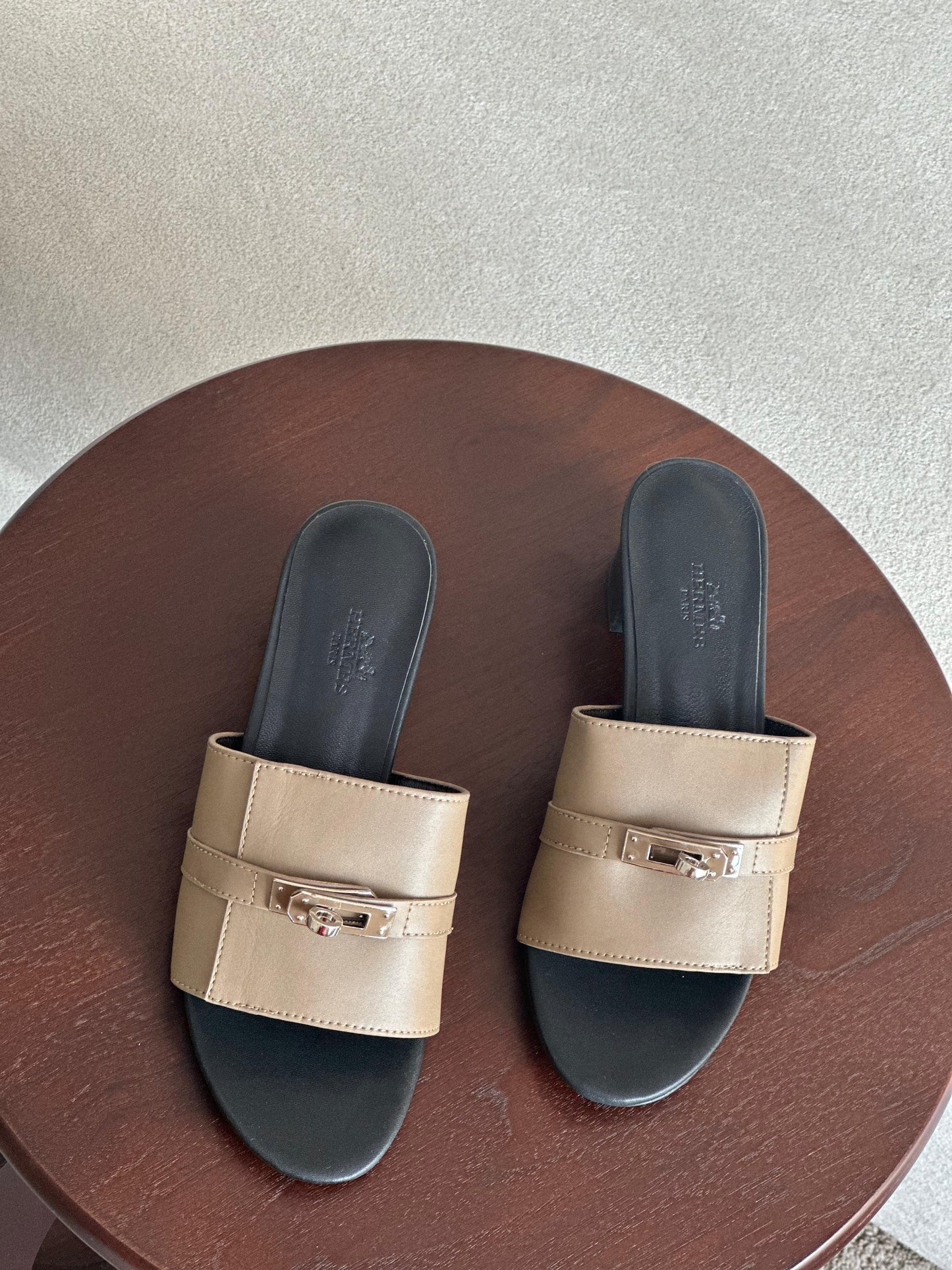 Hermes sandals heels