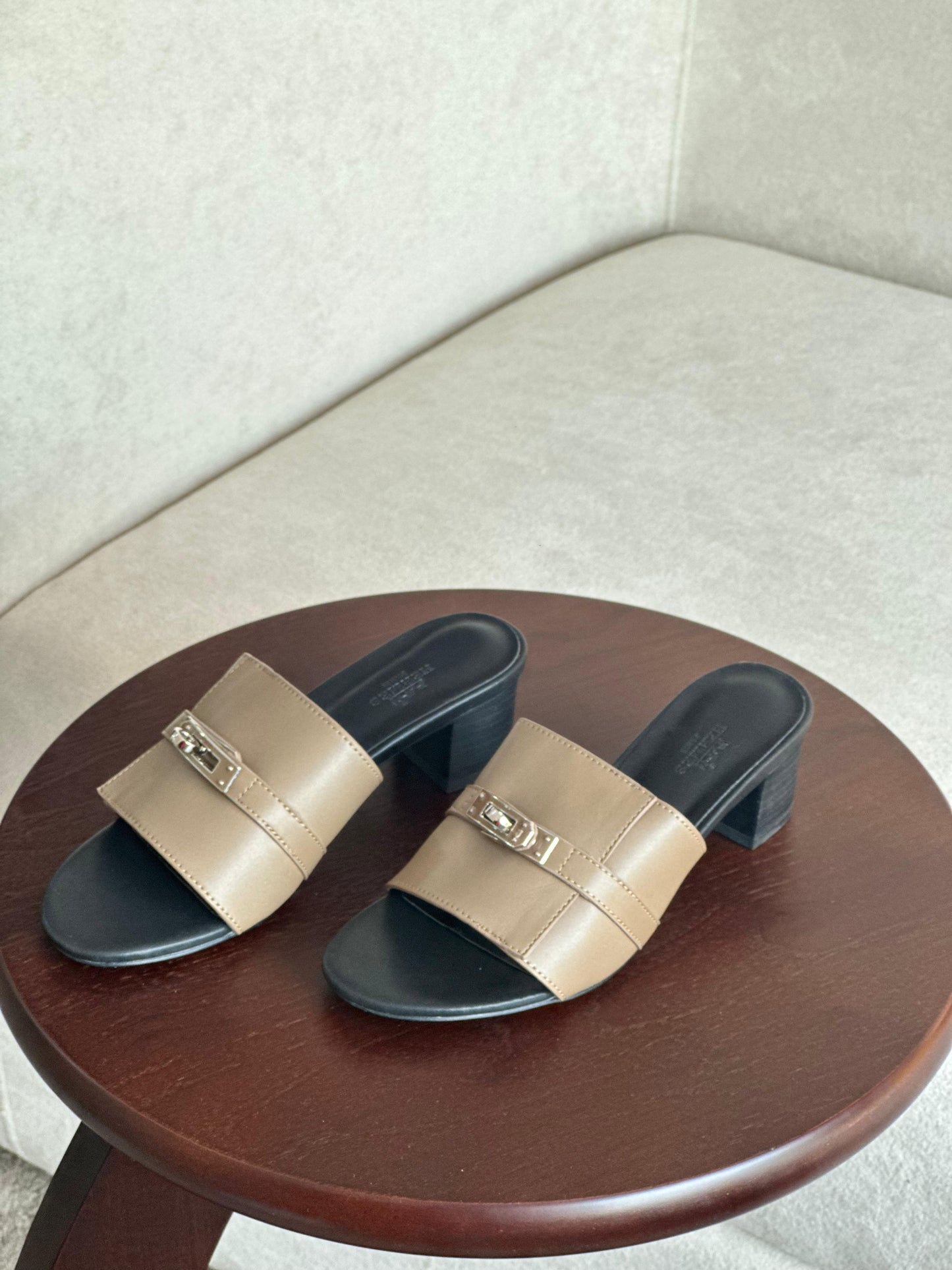 Hermes sandals heels