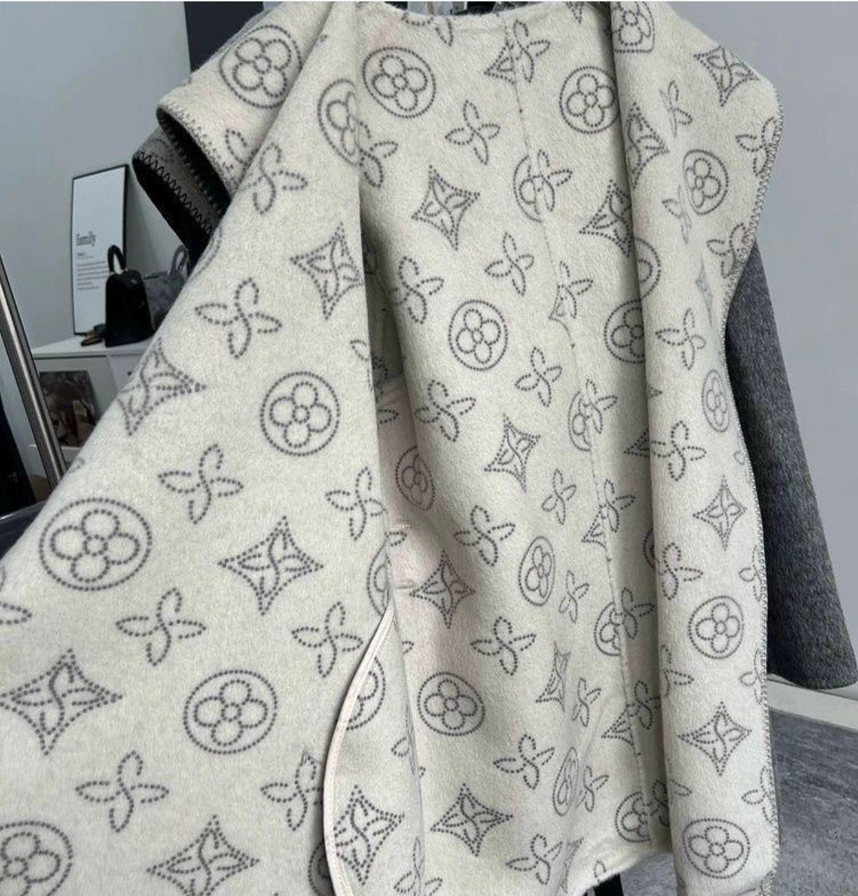 Lv jacket - coat
