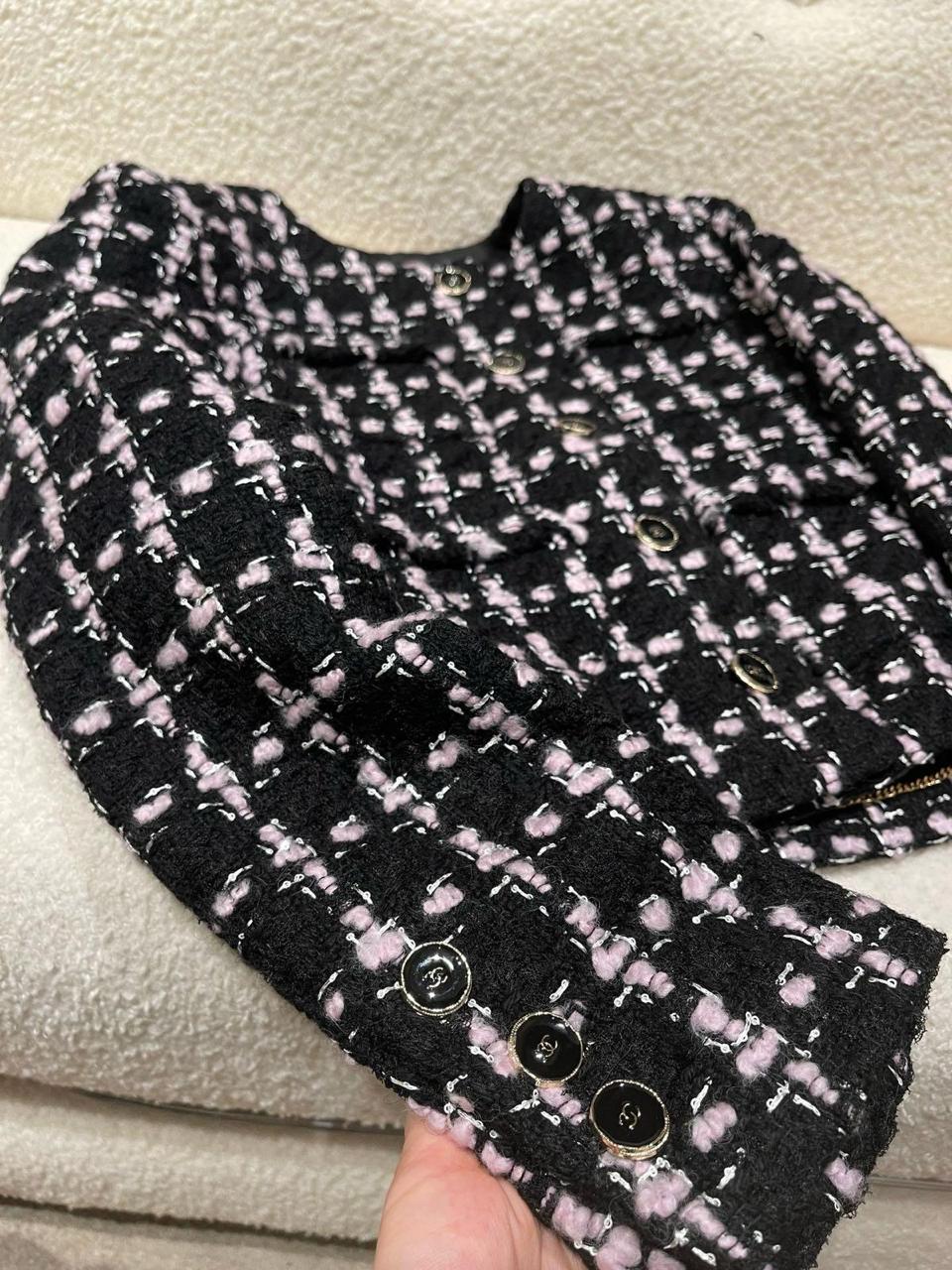 Chanel jacket - blazer