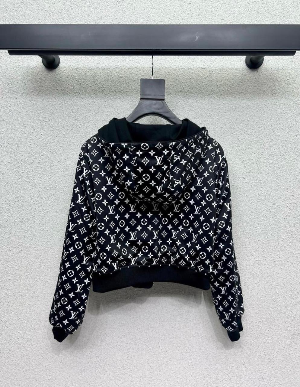 Lv tracksuit