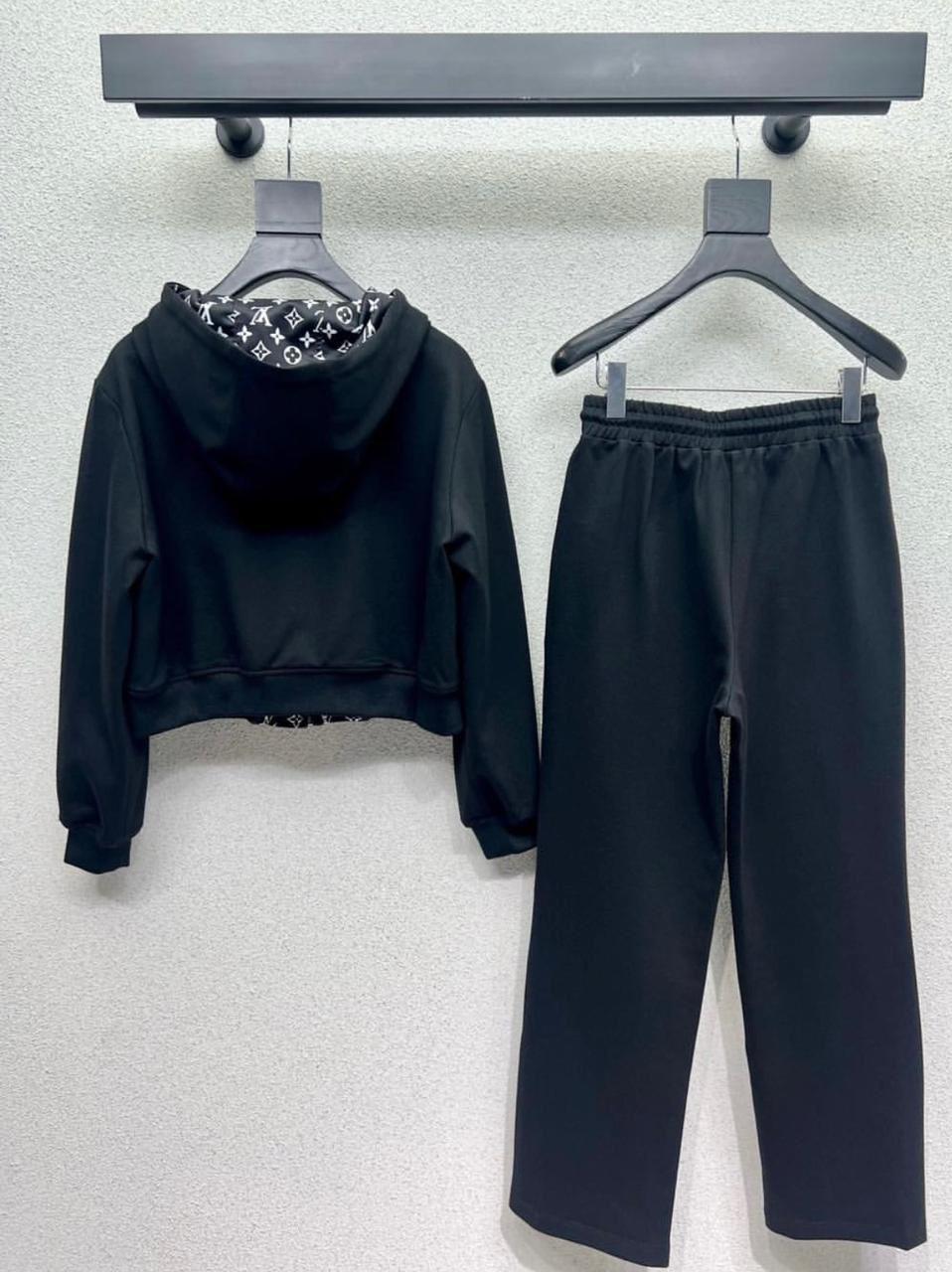 Lv tracksuit