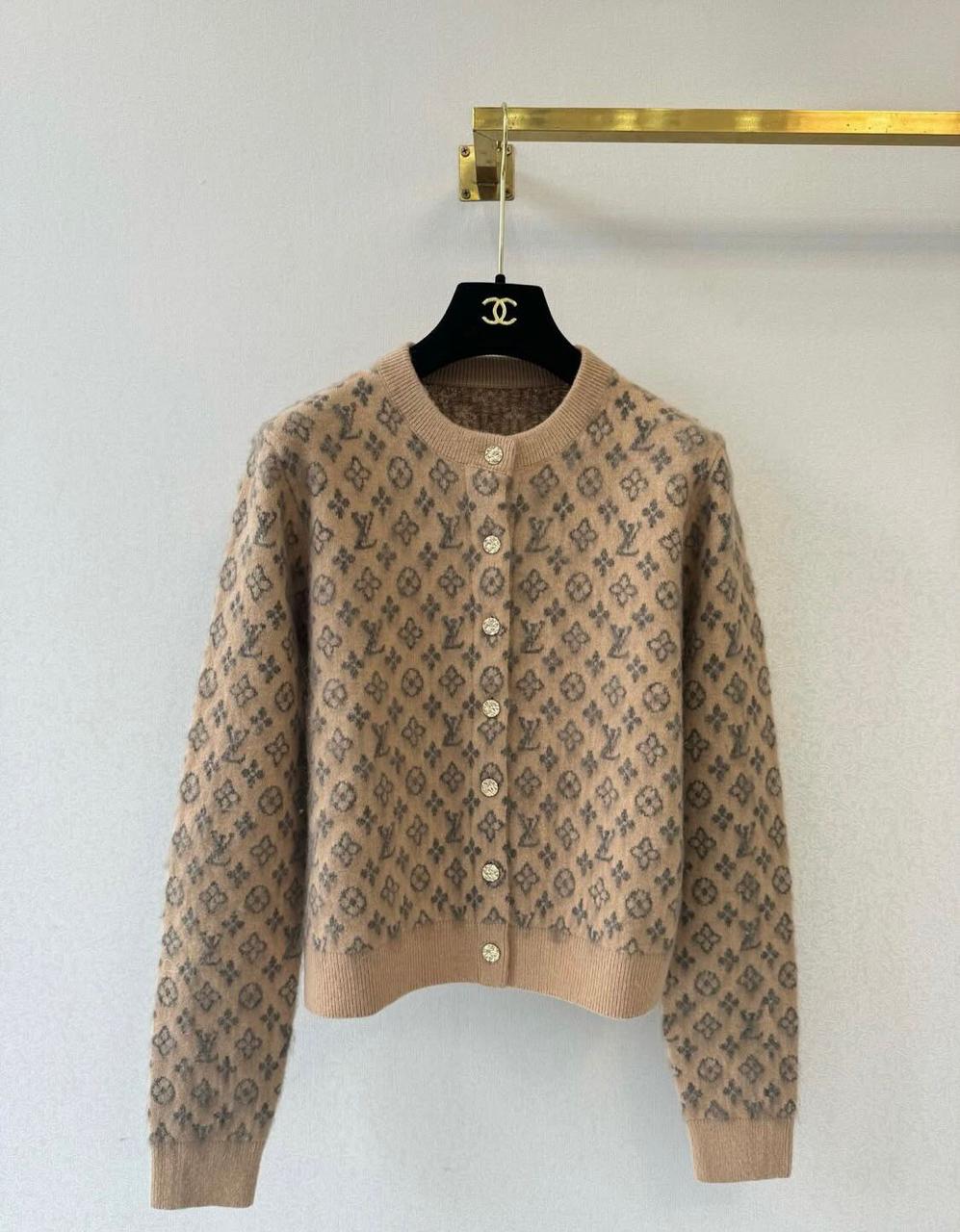 Lv cardigan