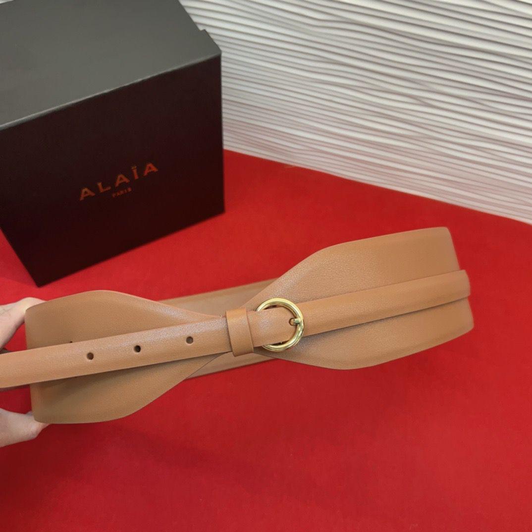 Alaia belt