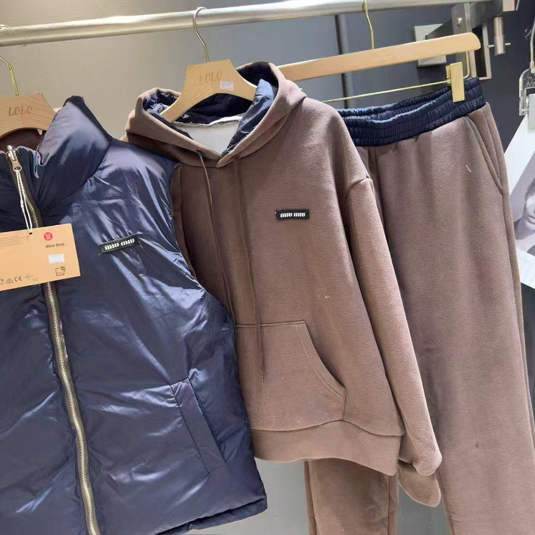 Miu miu clothes set - tracksuit with Jack