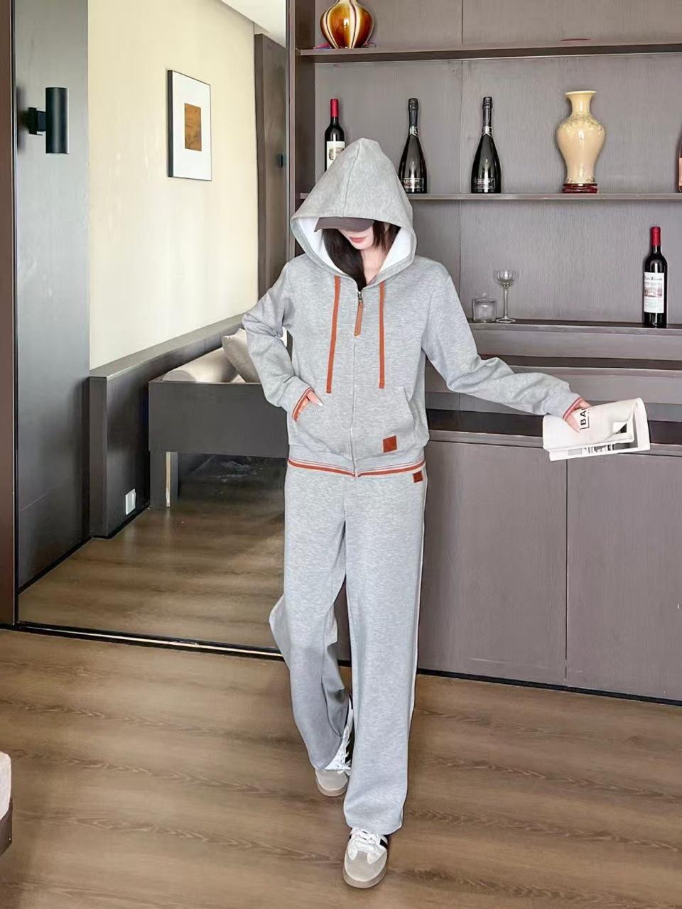 Loewe tracksuit