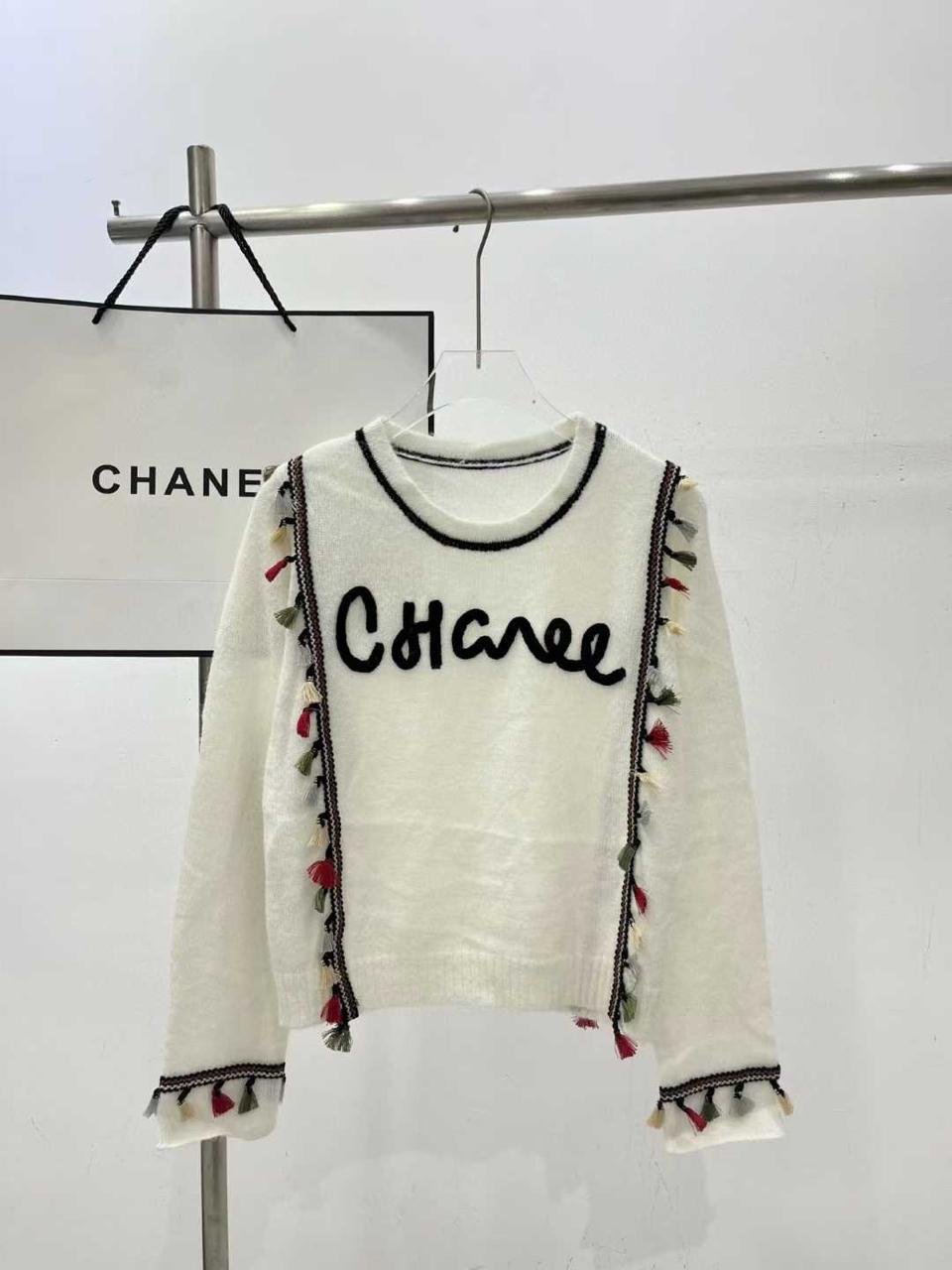 Chanel sweater