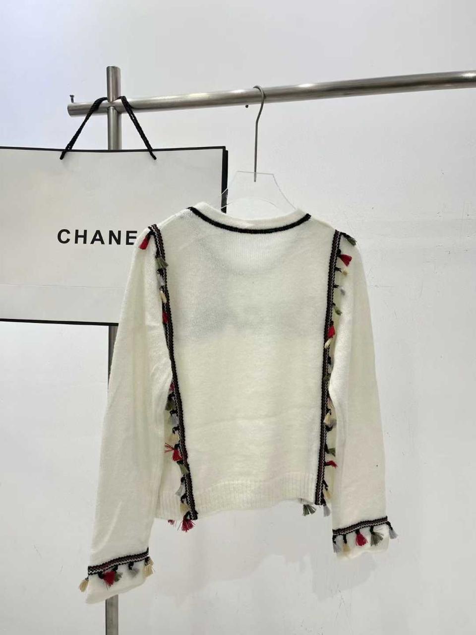 Chanel sweater