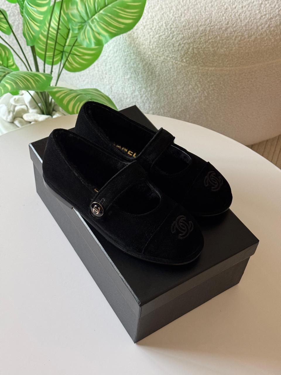 Chanel ballerina with fur