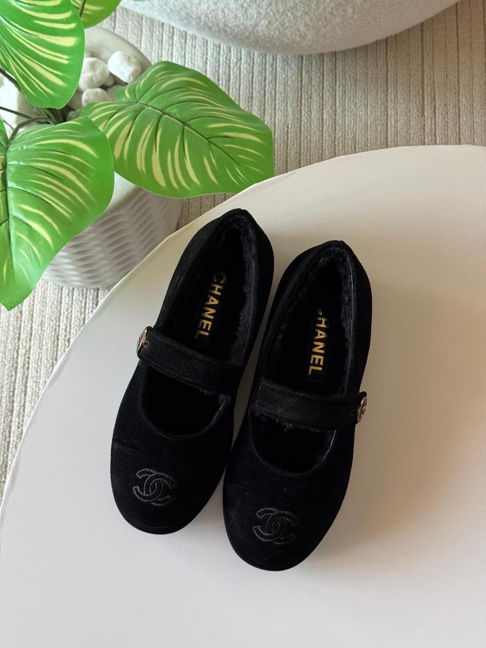 Chanel ballerina with fur