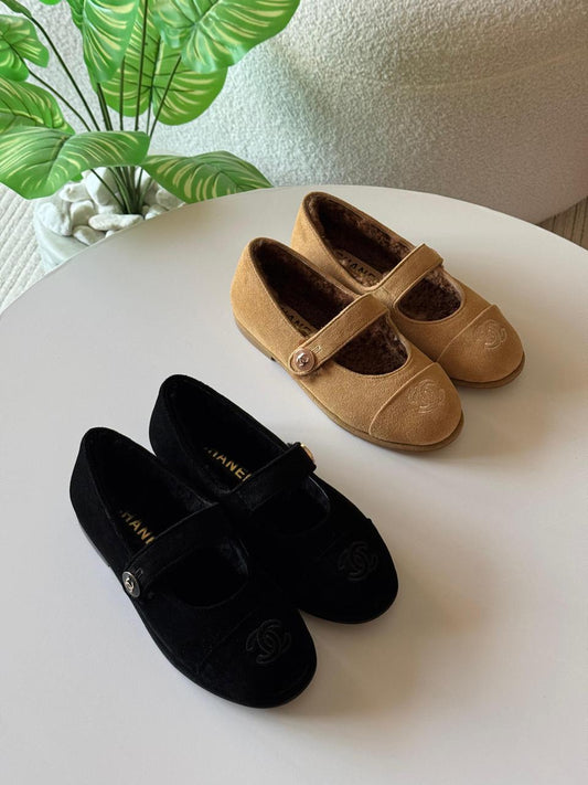 Chanel ballerina with fur