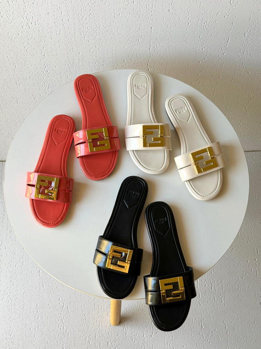 Fendi slippers