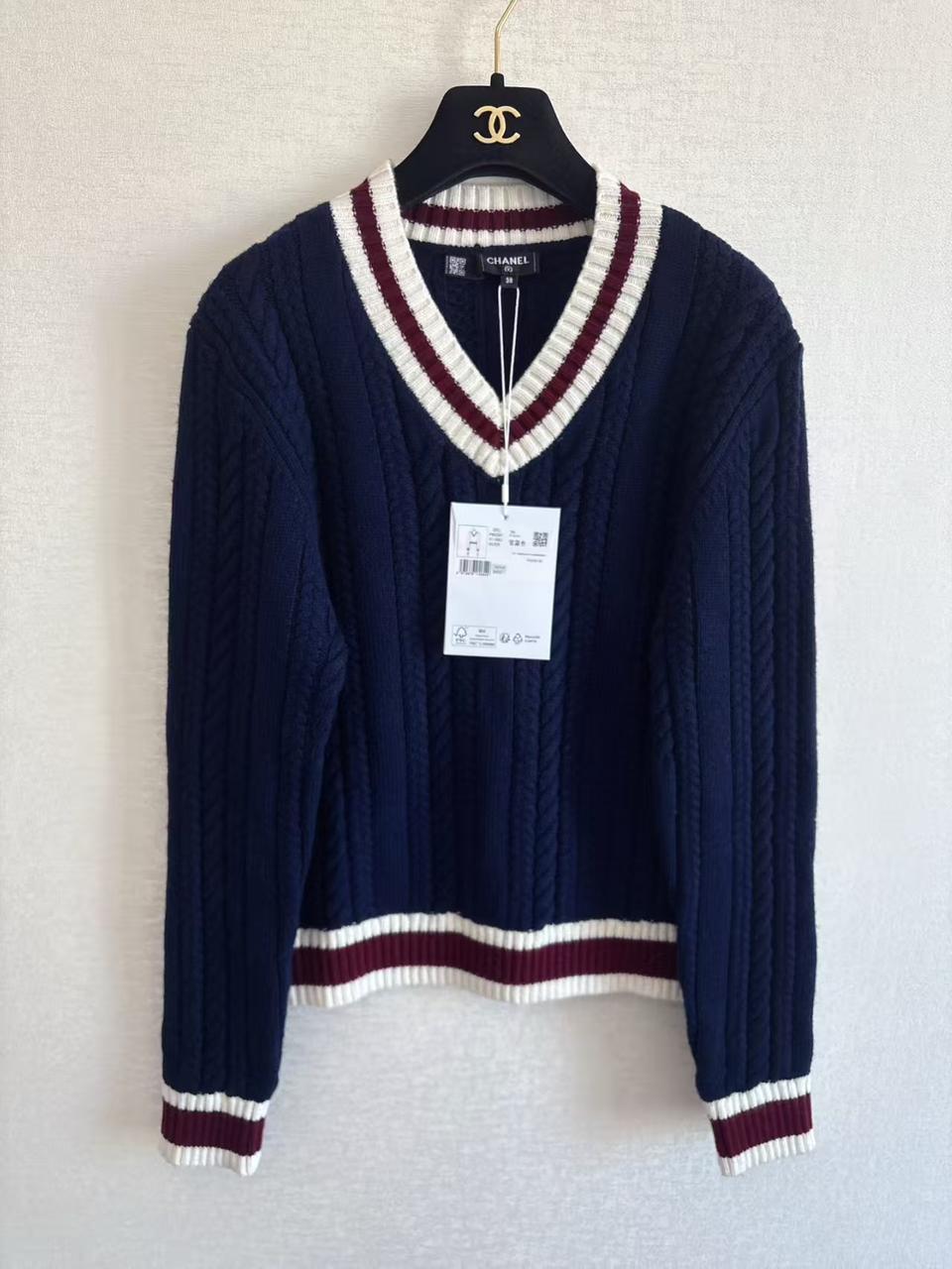 Chanel sweater