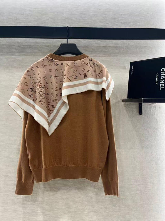 Lv sweater