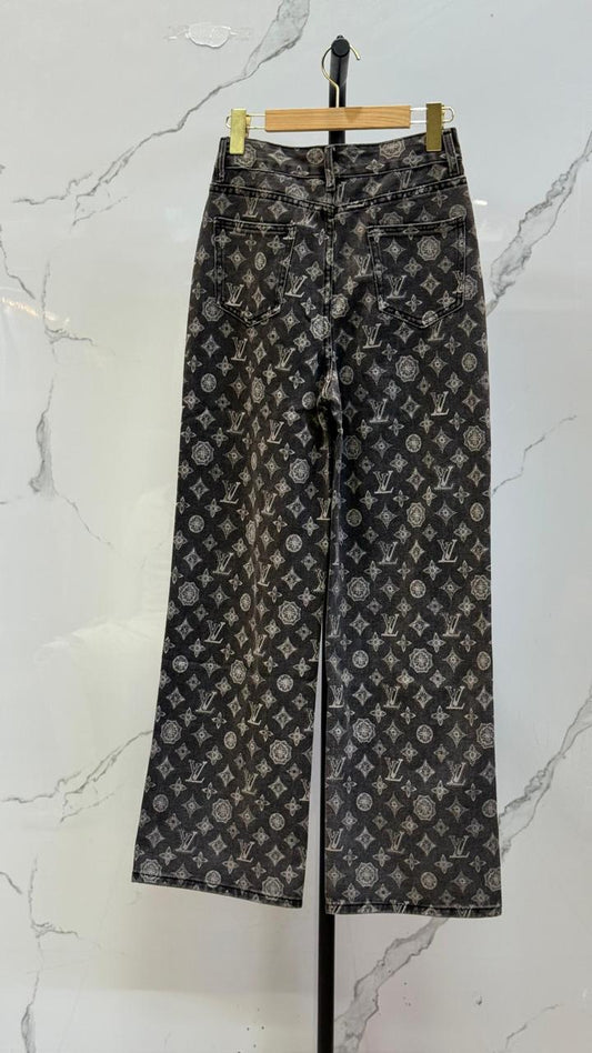 Lv pants