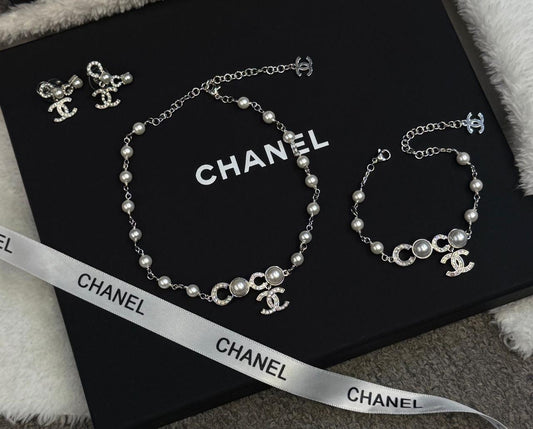 Chanel jewelry set