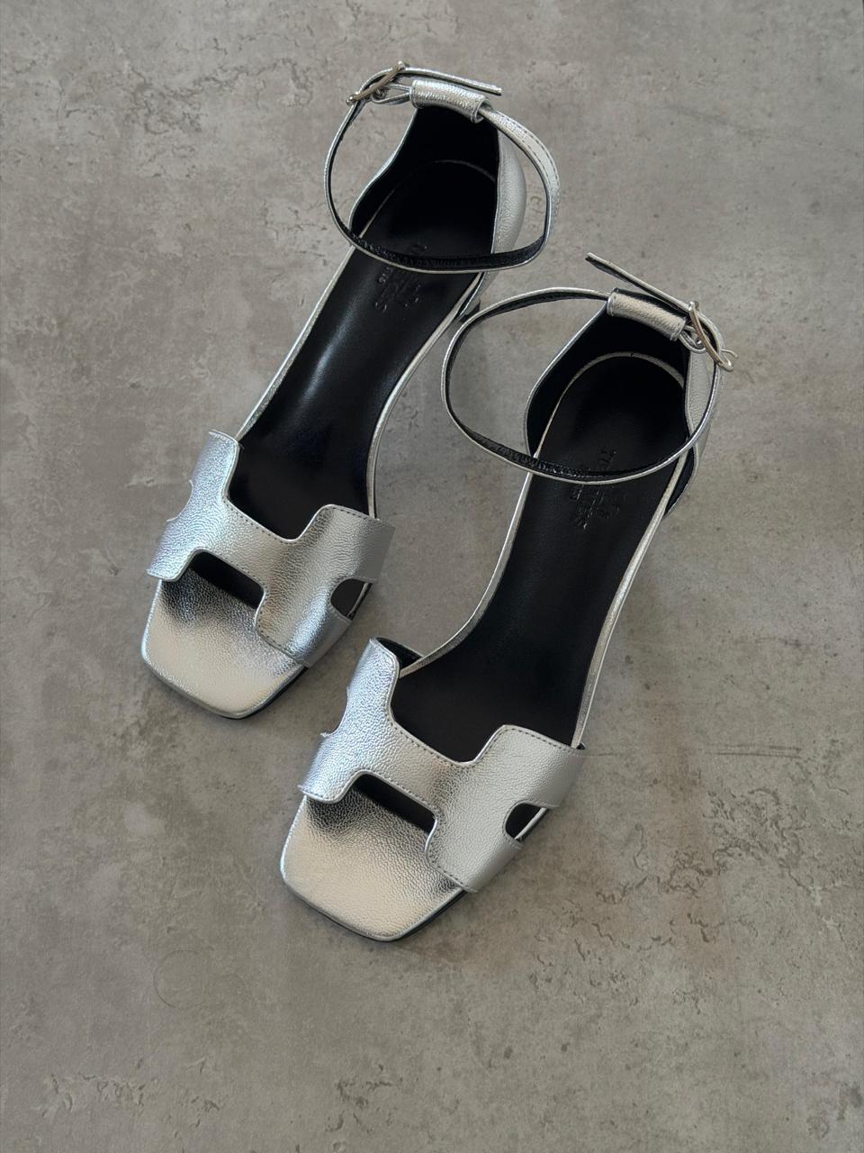 Hermes sandals heels