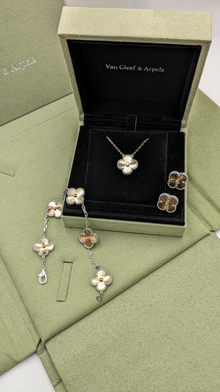 Van cleef jewelry set