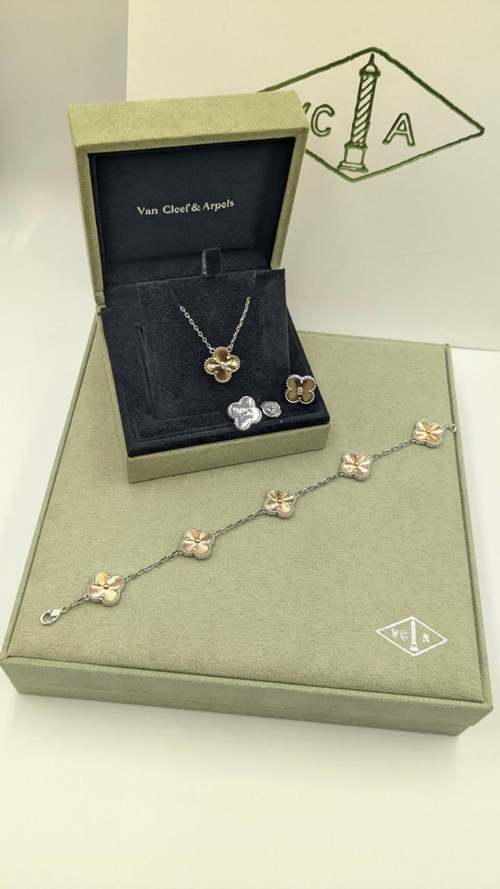 Van cleef jewelry set
