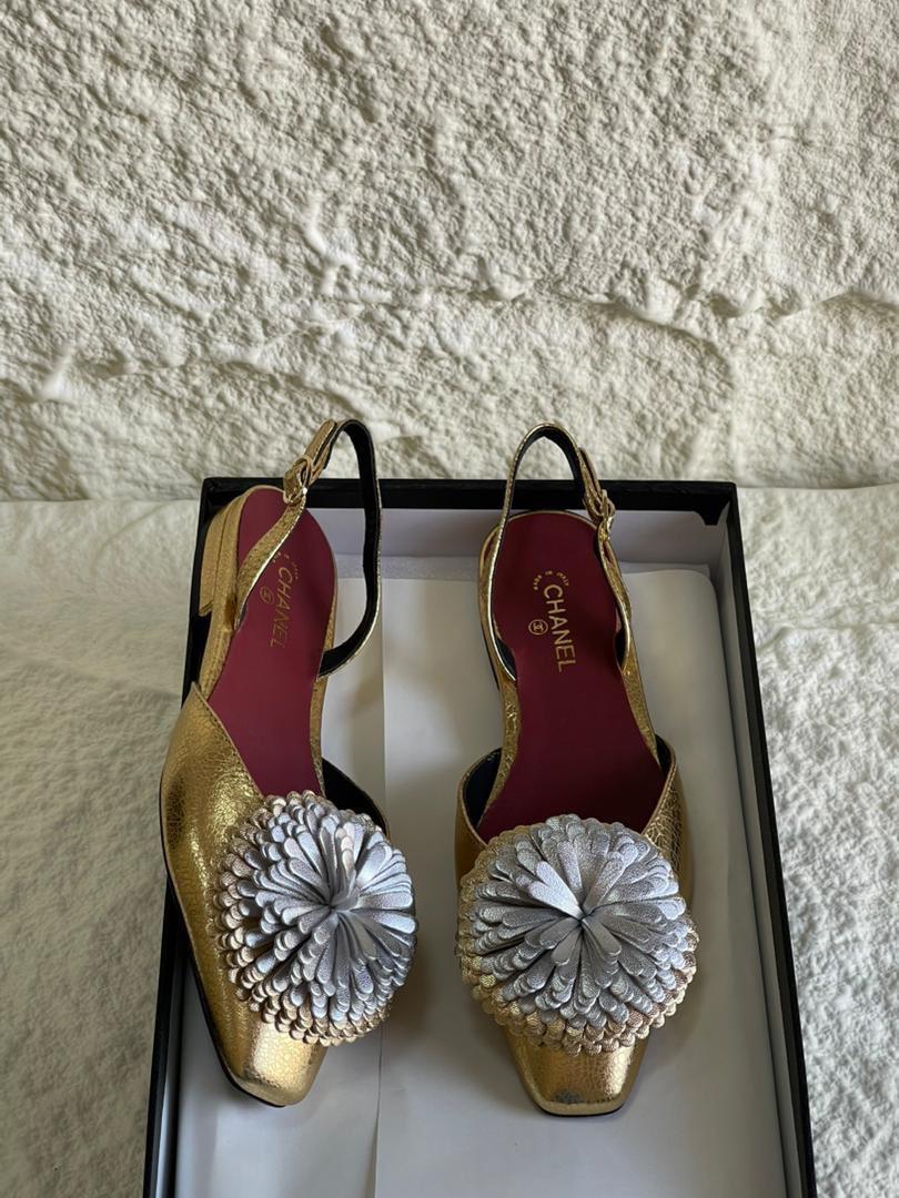 chanel heels -low heels flat