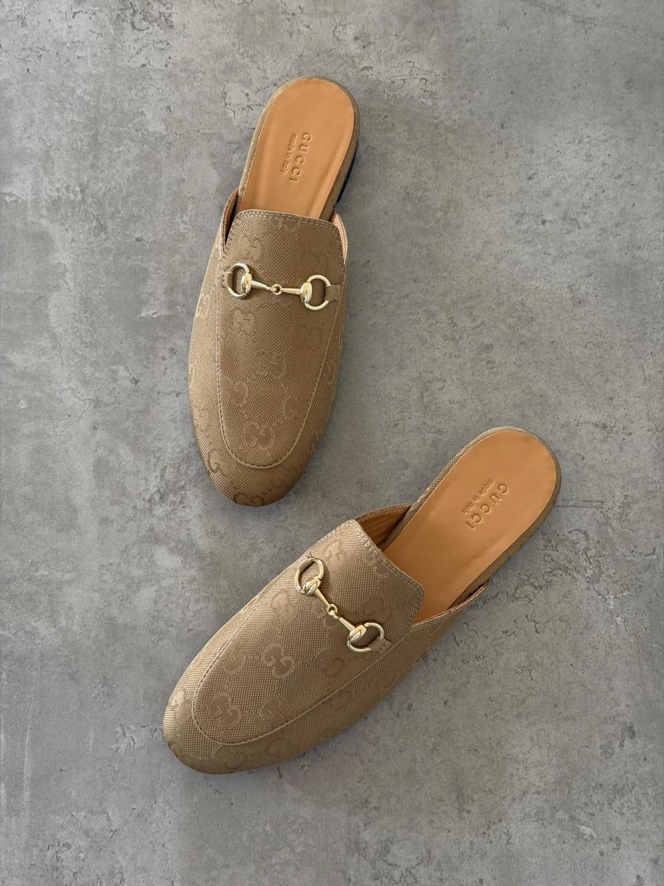 Gucci mules - beige