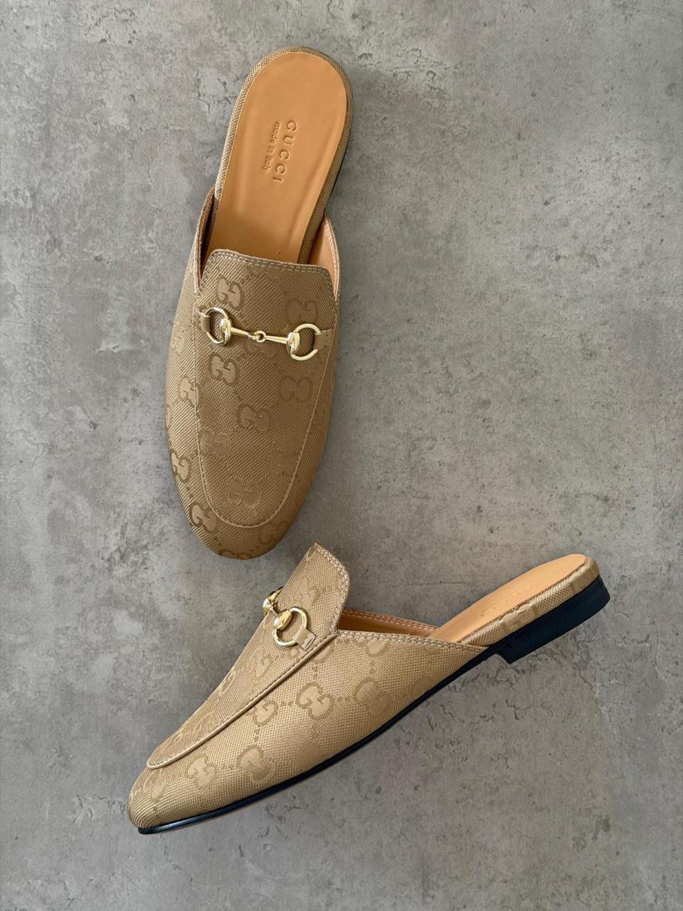 Gucci mules - beige