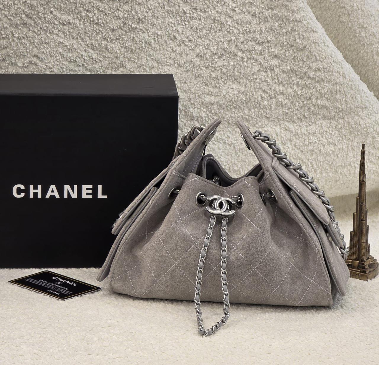 Chanel bag 22 cm