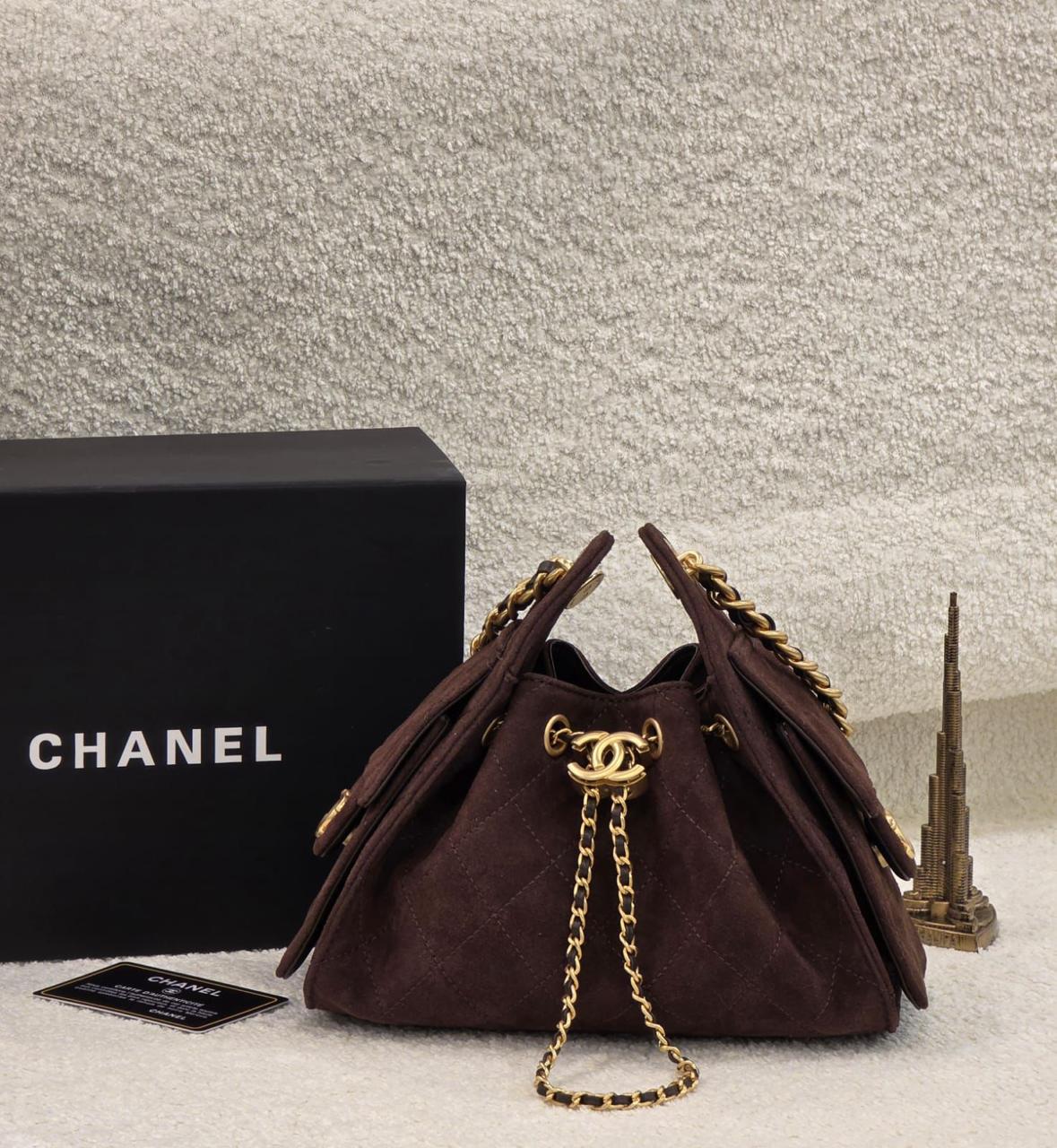 Chanel bag 22 cm