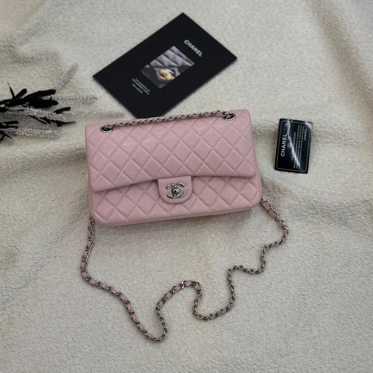 Chanel bag - silver hardware 25 cm