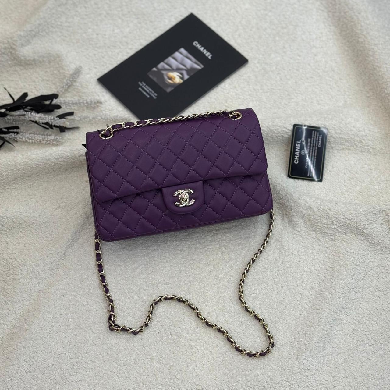 Chanel bag - silver hardware 25 cm