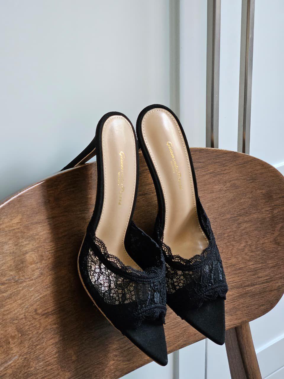 G rossi sandals heels